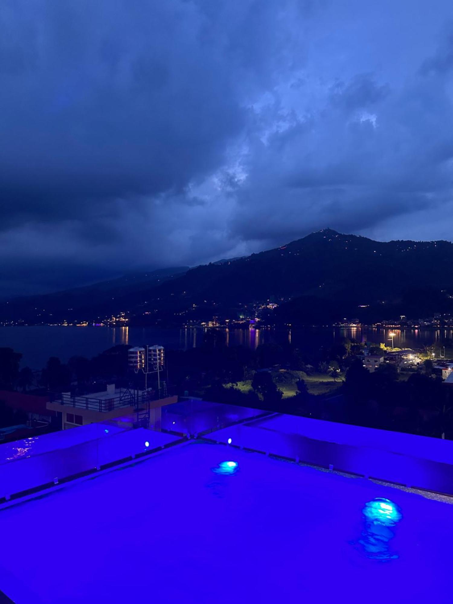 Hotel Adam Pokhara Eksteriør bilde