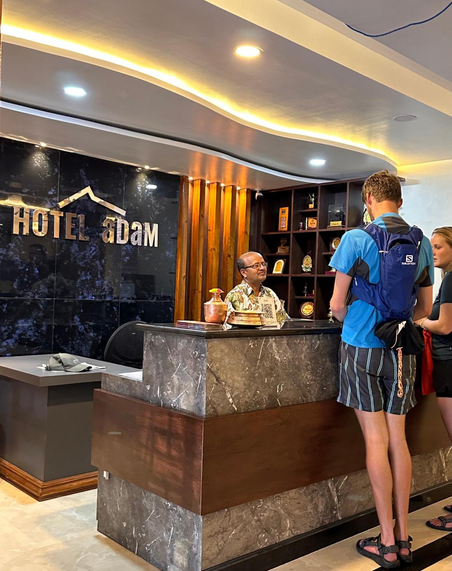 Hotel Adam Pokhara Eksteriør bilde