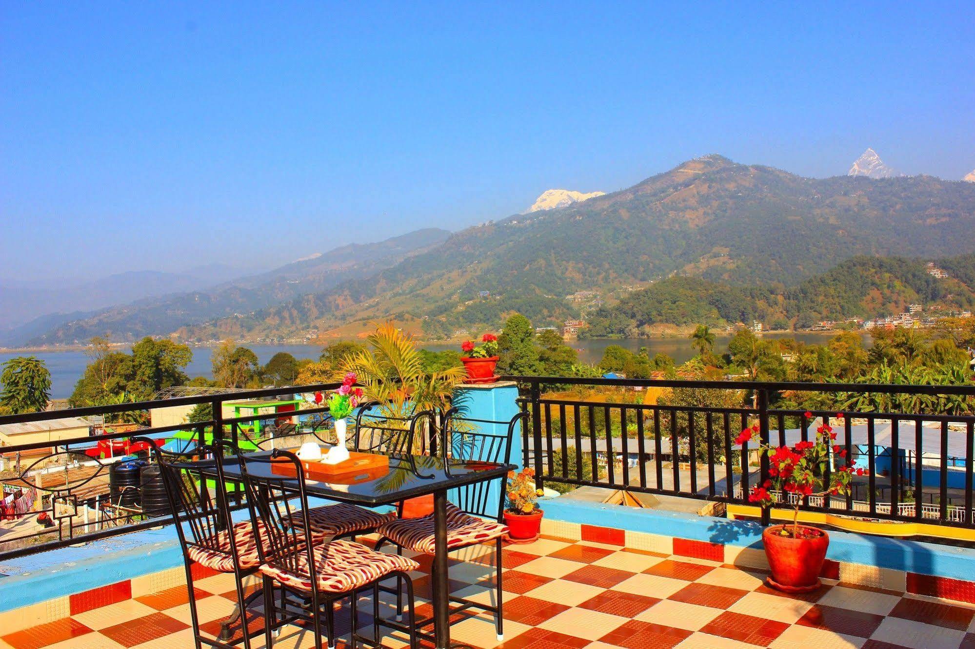Hotel Adam Pokhara Eksteriør bilde