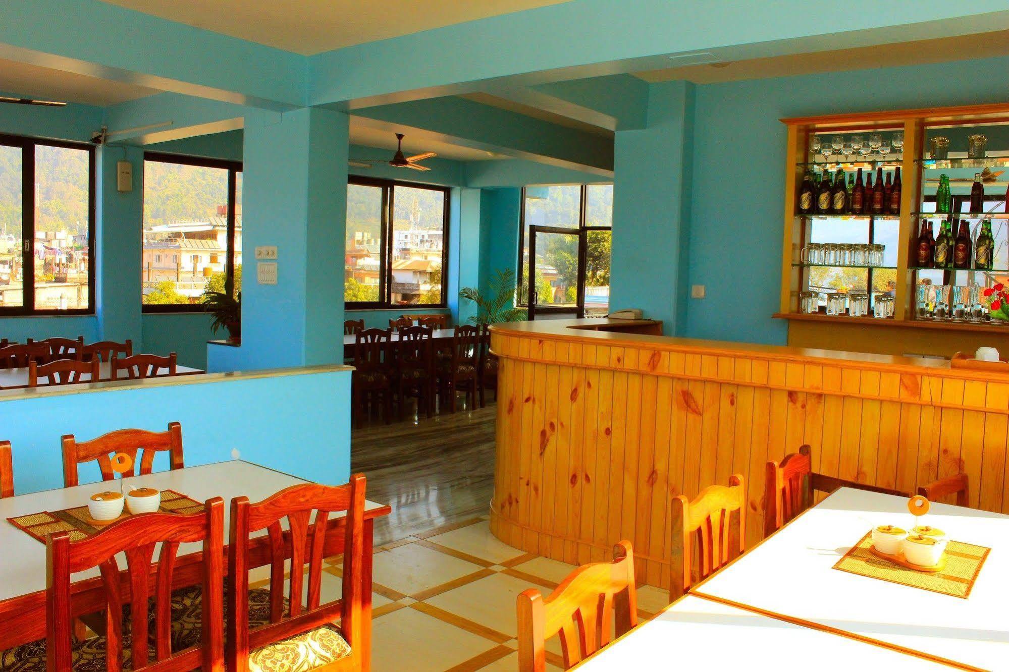Hotel Adam Pokhara Eksteriør bilde