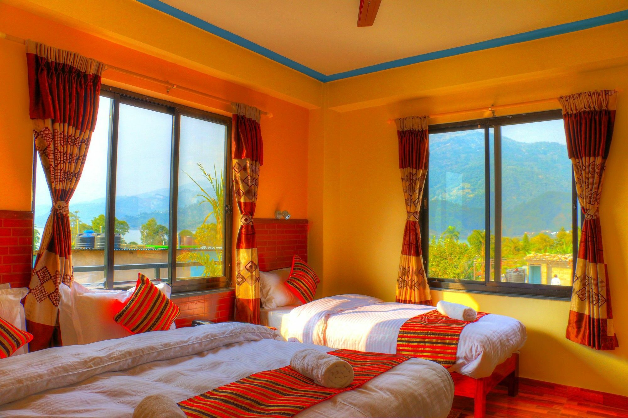 Hotel Adam Pokhara Eksteriør bilde